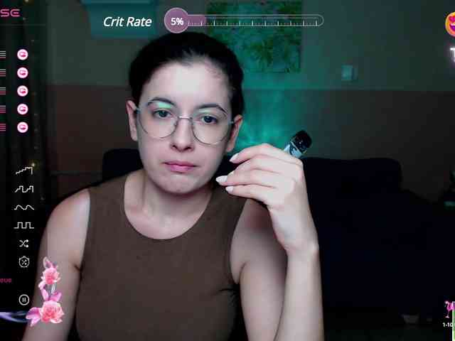 AminaBeatris13 webcam
