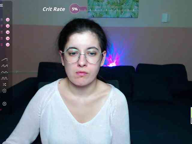 AminaBeatris13 webcam