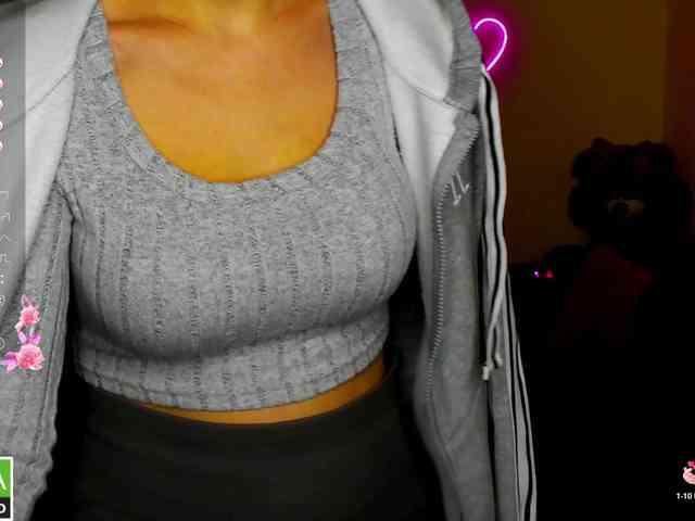 AminaBeatris13 webcam