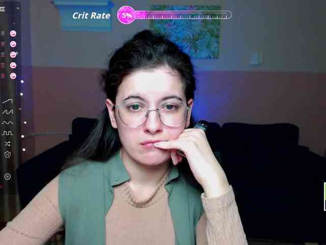 AminaBeatris13 webcam