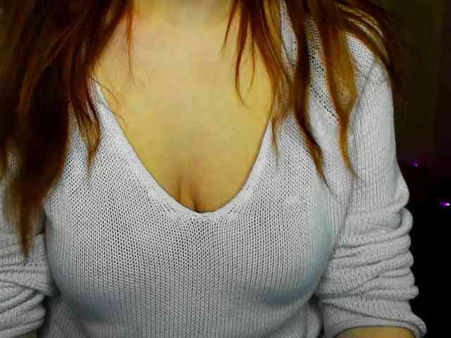 AminaBeatris13 webcam