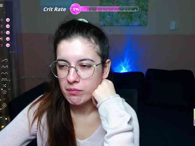 AminaBeatris13 webcam