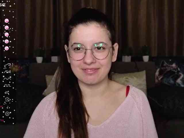 AminaBeatris13 webcam