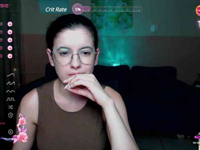 AminaBeatris13 webcam