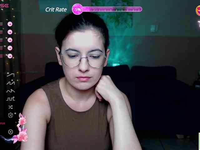 AminaBeatris13 webcam