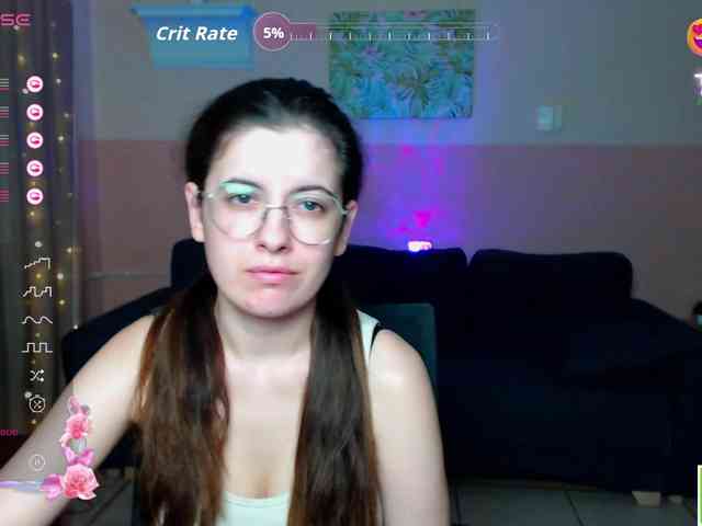 AminaBeatris13 webcam