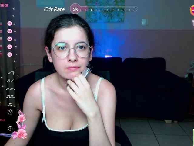 AminaBeatris13 webcam
