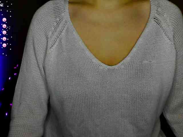 AminaBeatris13 webcam