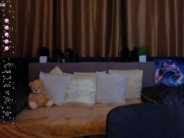 AminaBeatris13 webcam