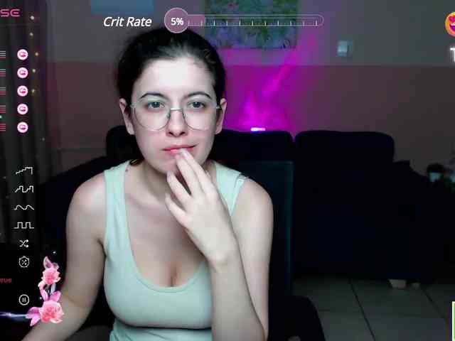 AminaBeatris13 webcam
