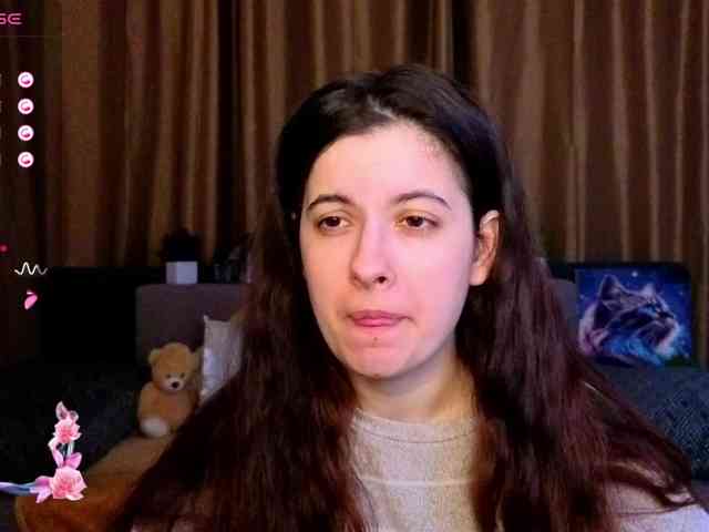 AminaBeatris13 webcam