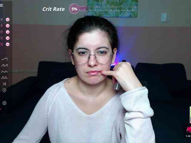 AminaBeatris13 webcam