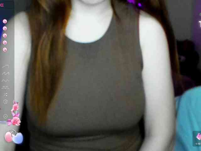 AminaBeatris13 webcam