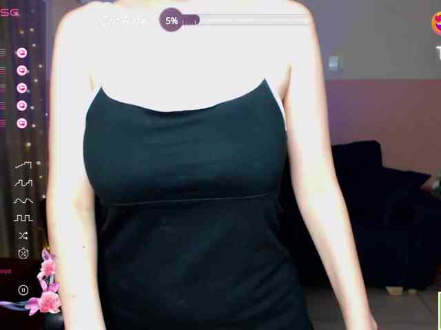 AminaBeatris13 webcam