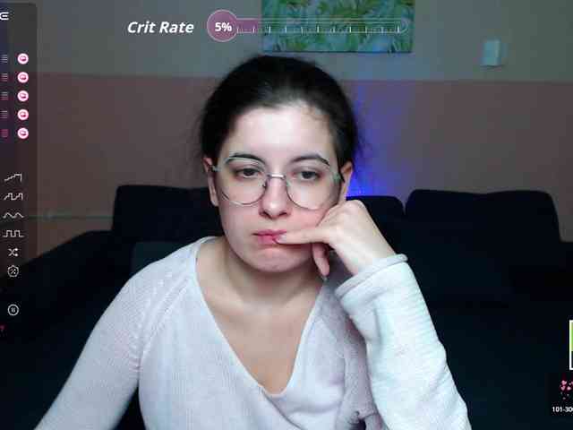 AminaBeatris13 webcam