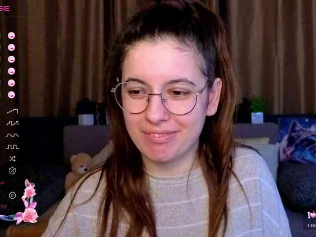 AminaBeatris13 webcam