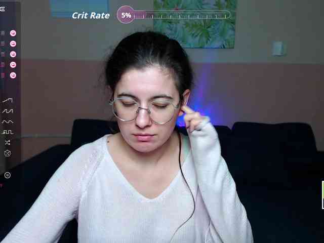 AminaBeatris13 webcam