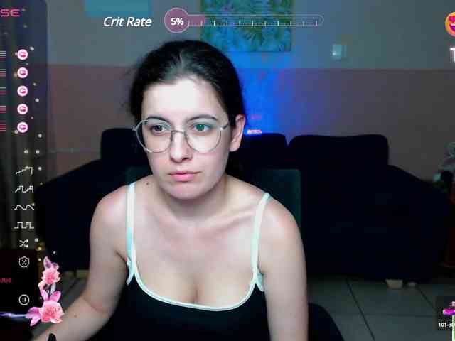 AminaBeatris13 webcam
