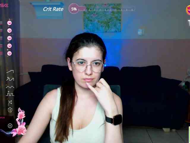 AminaBeatris13 webcam