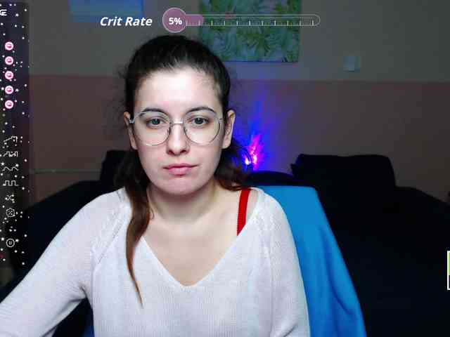 AminaBeatris13 webcam