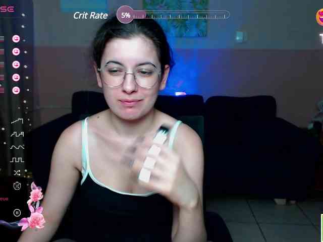 AminaBeatris13 webcam