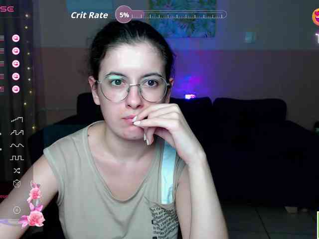 AminaBeatris13 webcam