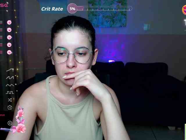 AminaBeatris13 webcam