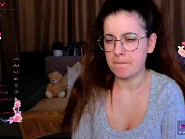 AminaBeatris13 webcam