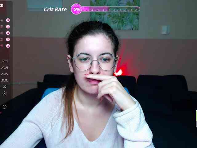 AminaBeatris13 webcam