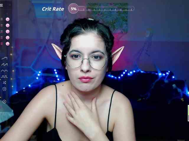 AminaBeatris13 webcam