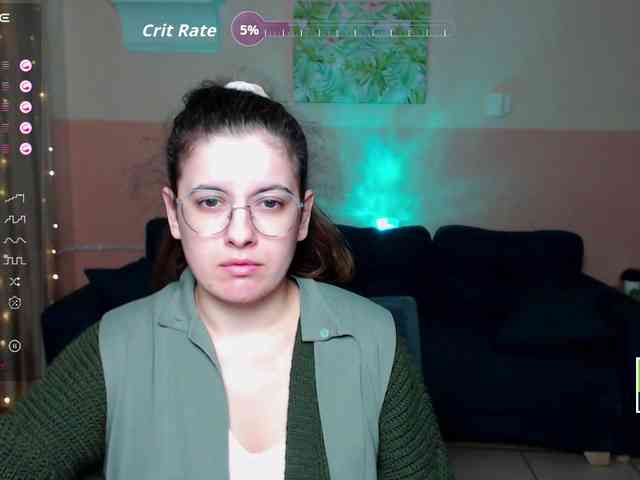 AminaBeatris13 webcam