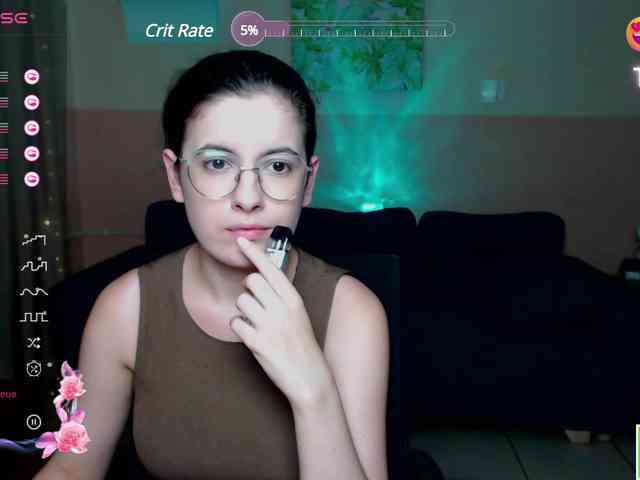 AminaBeatris13 webcam