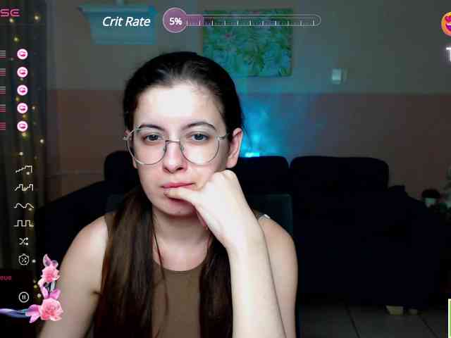 AminaBeatris13 webcam