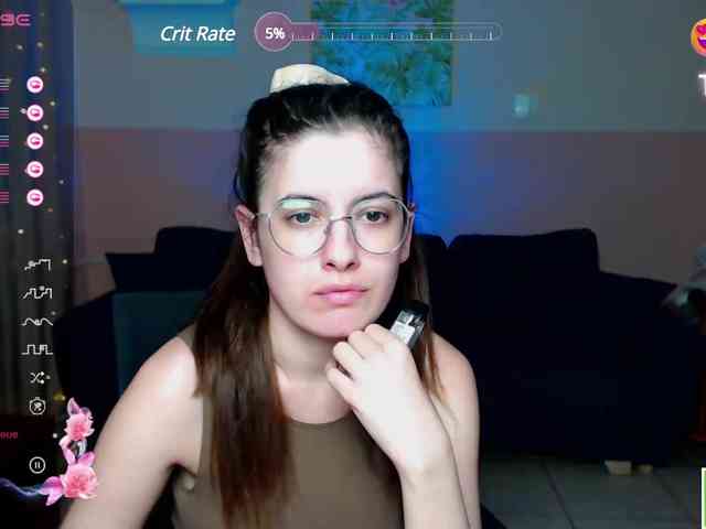 AminaBeatris13 webcam