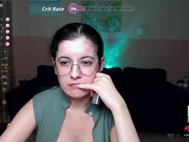 AminaBeatris13 webcam