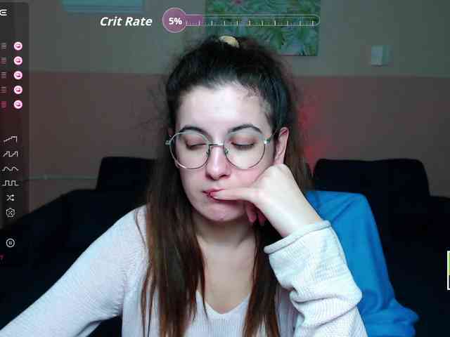 AminaBeatris13 webcam