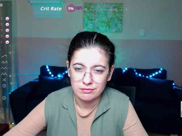 AminaBeatris13 webcam