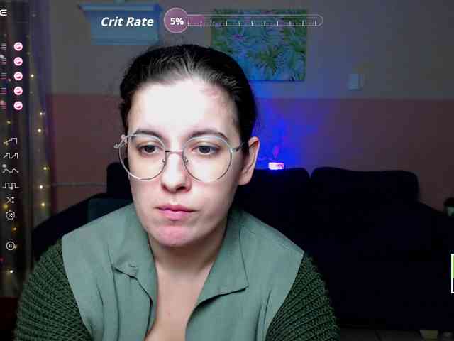 AminaBeatris13 webcam