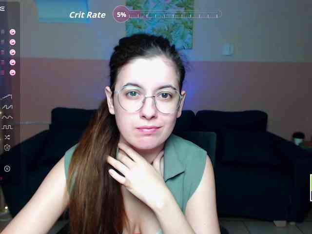 AminaBeatris13 webcam