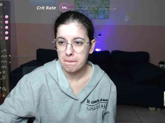 AminaBeatris13 webcam