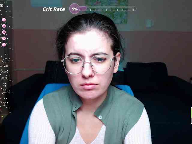 AminaBeatris13 webcam