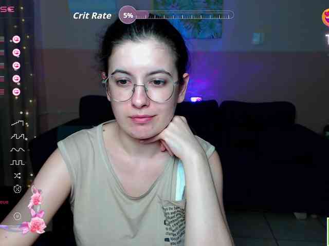 AminaBeatris13 webcam