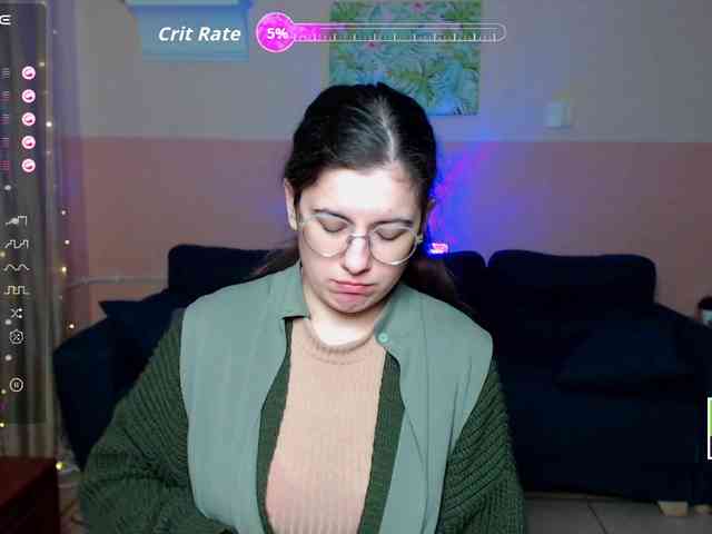 AminaBeatris13 webcam