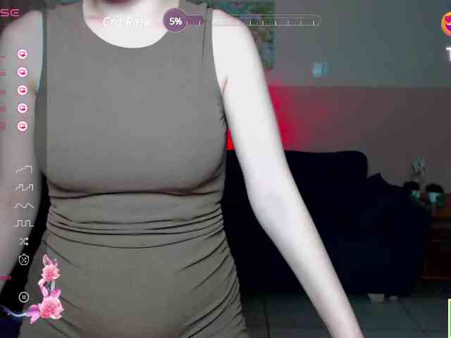 AminaBeatris13 webcam
