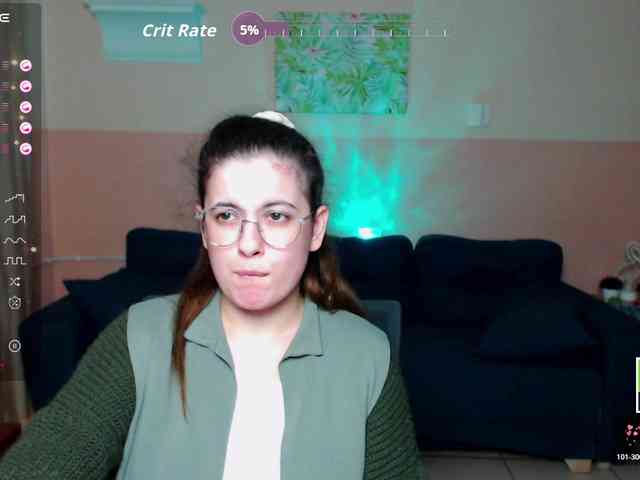 AminaBeatris13 webcam