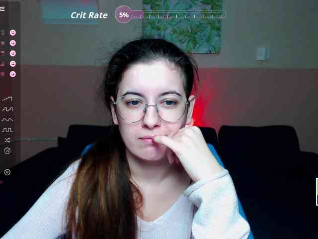 AminaBeatris13 webcam