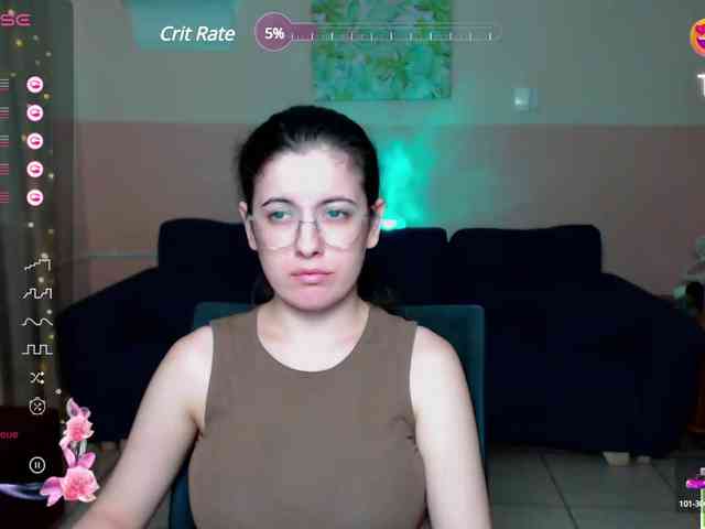 AminaBeatris13 webcam