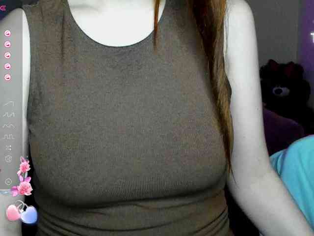 AminaBeatris13 webcam