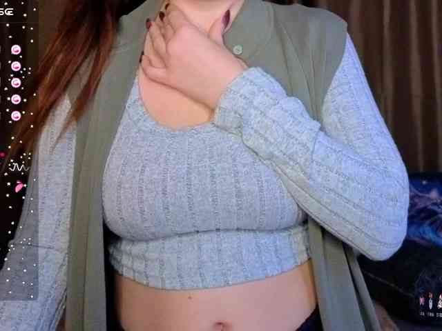 AminaBeatris13 webcam