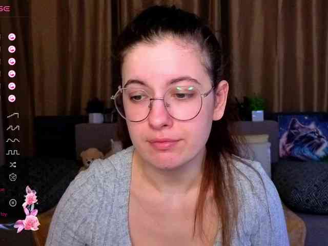 AminaBeatris13 webcam